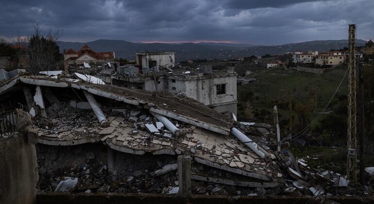 مبان مدمرة في جنوب لبنان